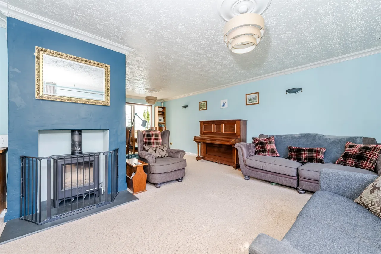 Higher Street, West Chinnock, TA18, photo 11
