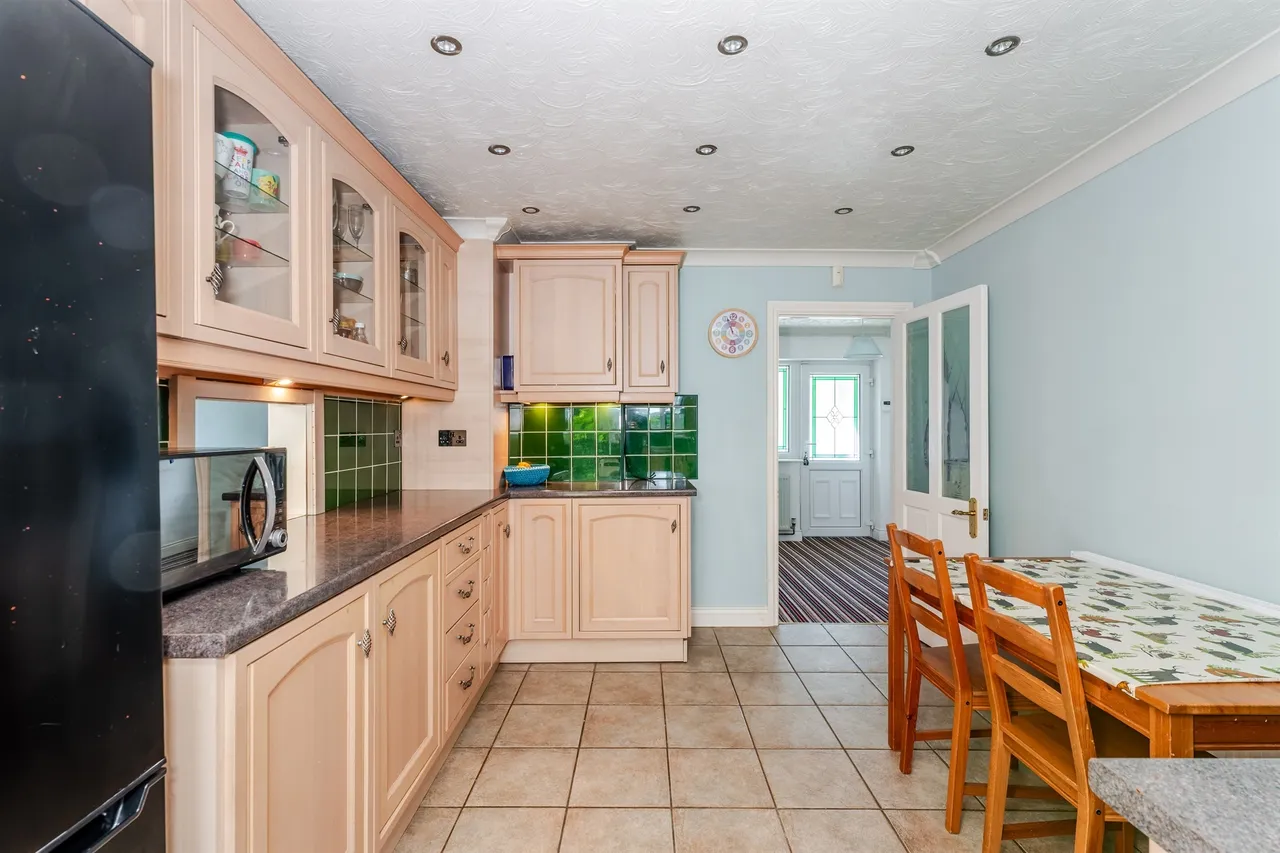 Higher Street, West Chinnock, TA18, photo 12