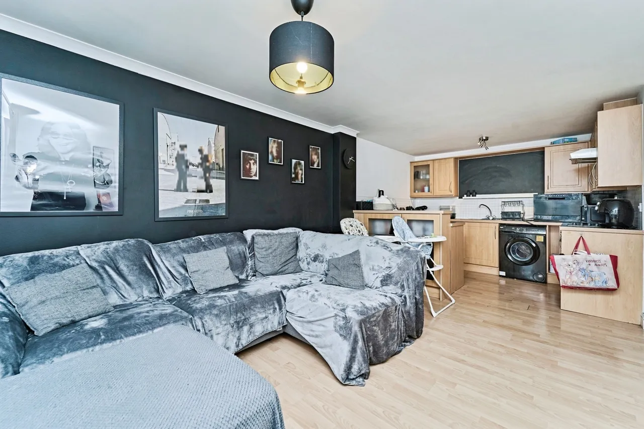 Waterfront Way, Walsall, West Midlands, WS2, photo 2
