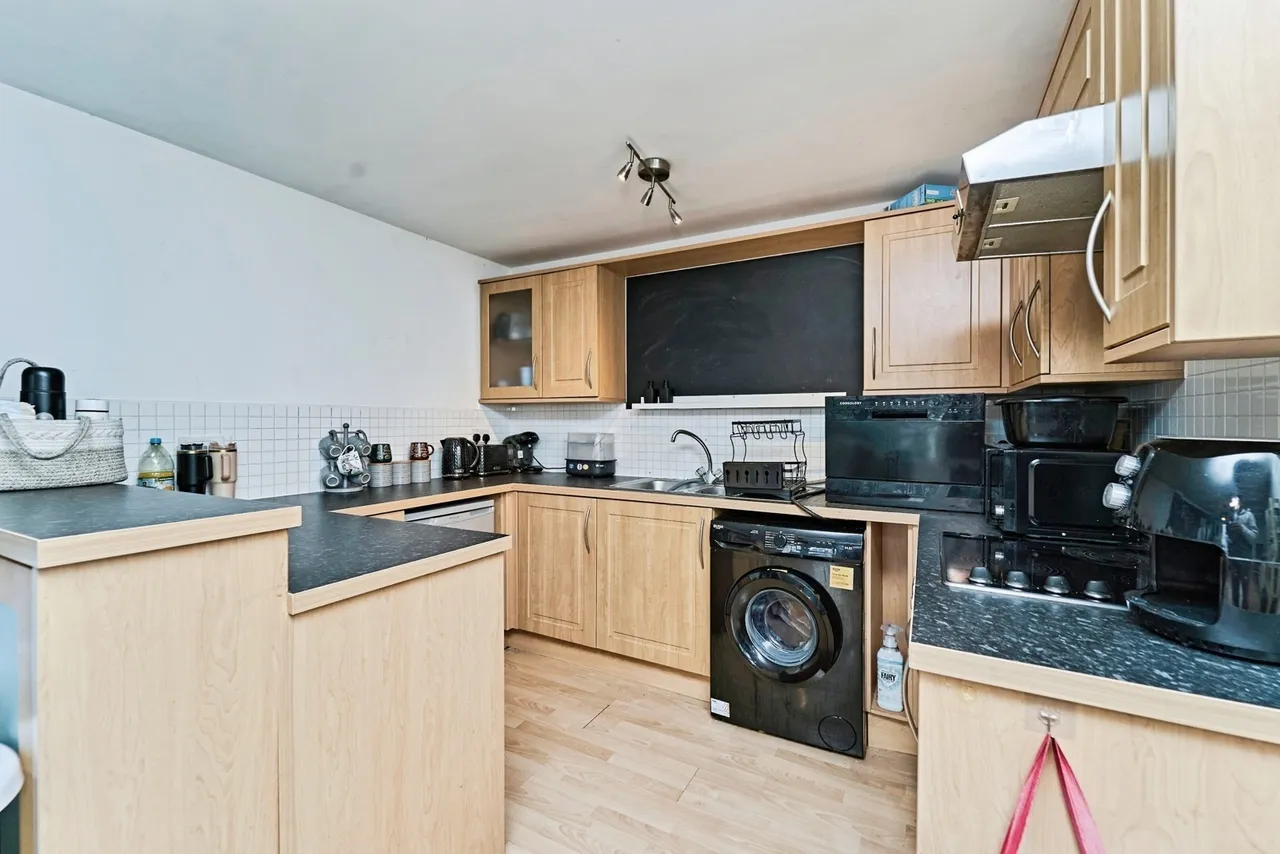 Waterfront Way, Walsall, West Midlands, WS2, photo 5