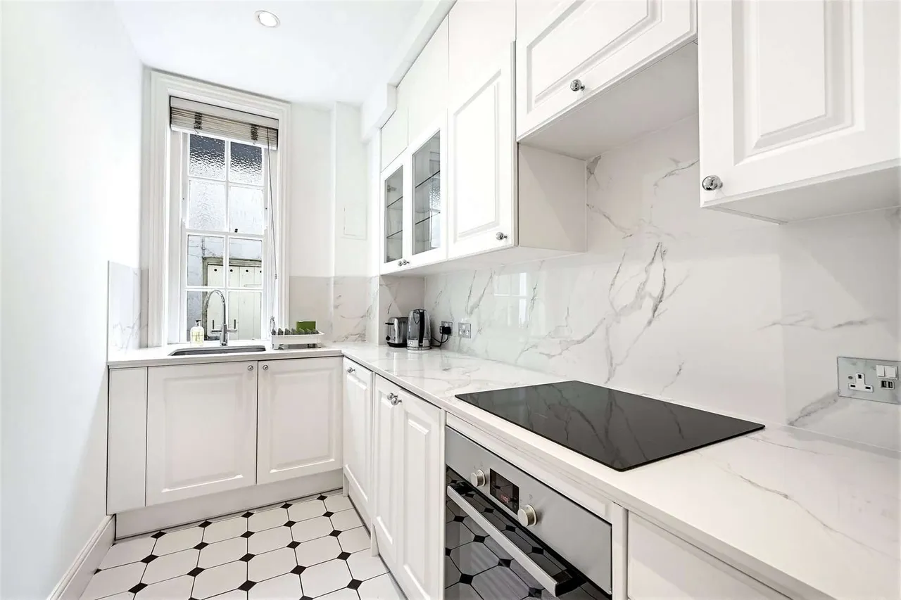 Weymouth Street, London, W1W, photo 9