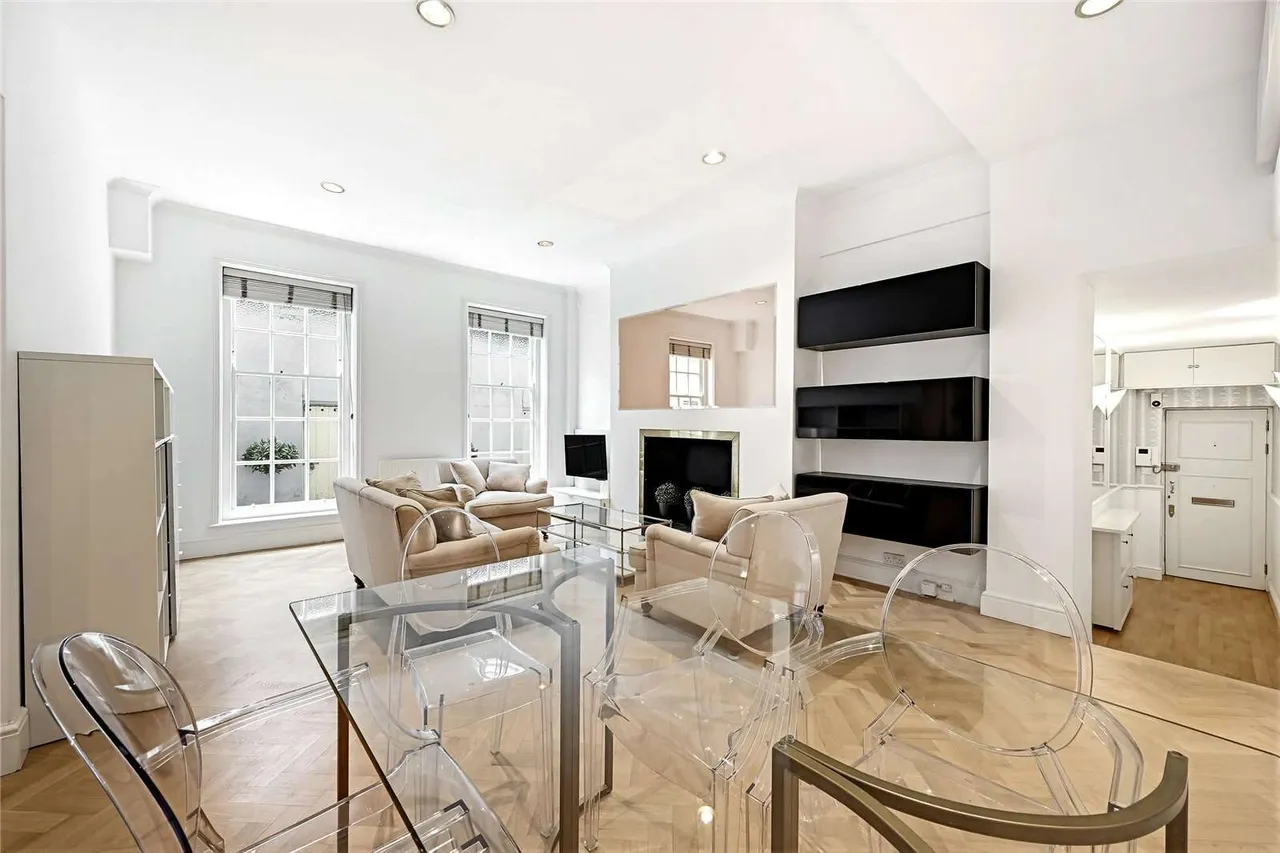Weymouth Street, London, W1W, photo 8
