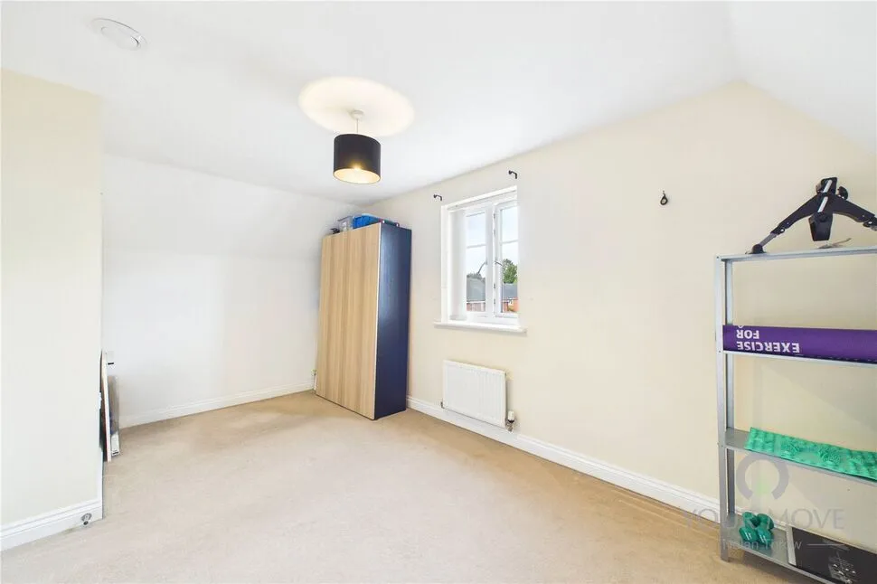Cliff Court, Little Billing, Northampton, NN3, photo 8