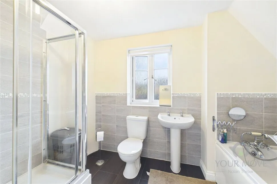 Cliff Court, Little Billing, Northampton, NN3, photo 6