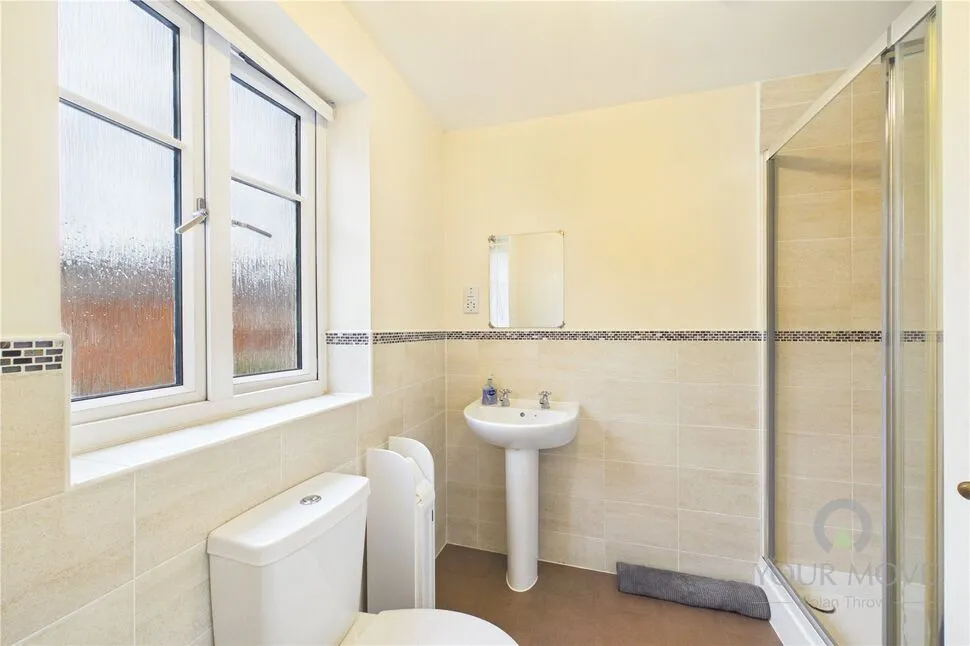 Cliff Court, Little Billing, Northampton, NN3, photo 9