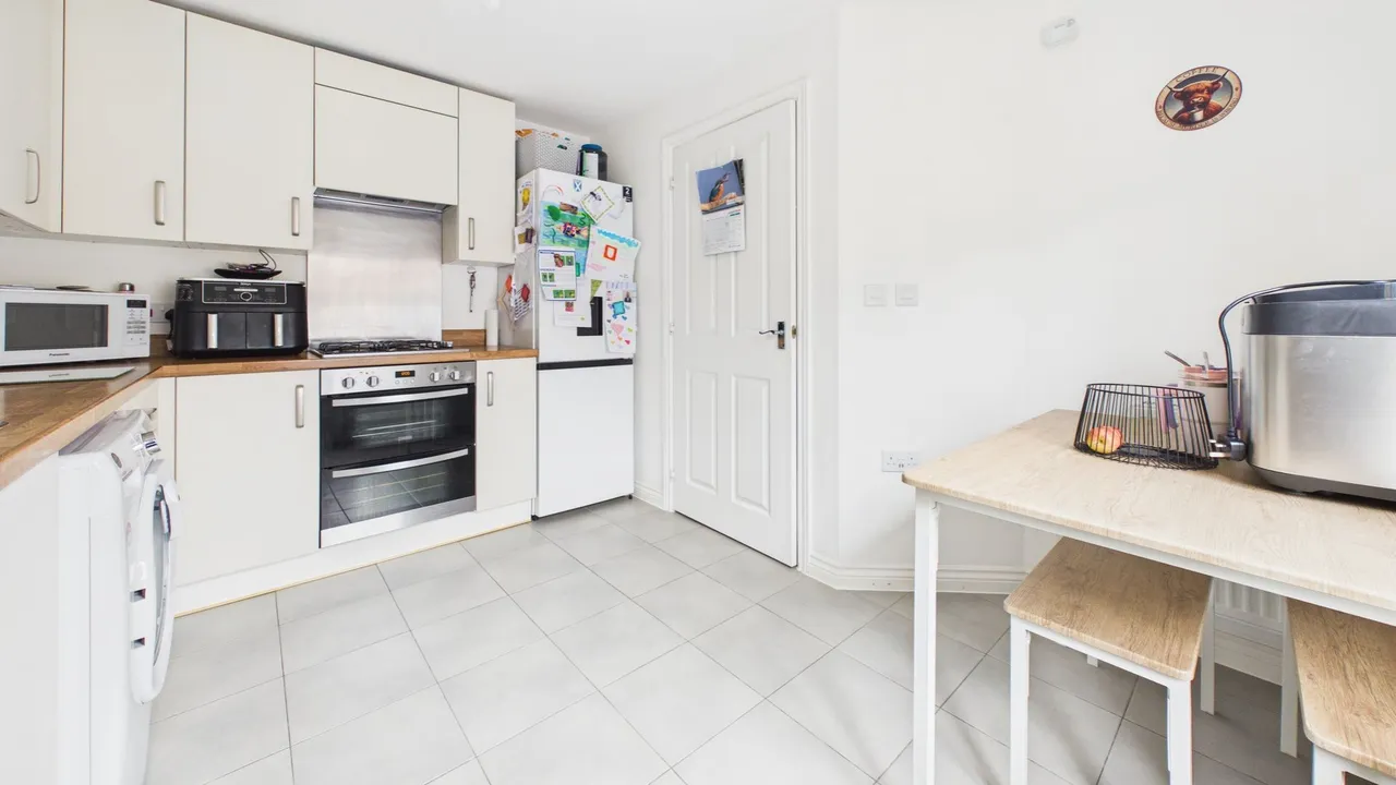 Taunton Road, Bourne, PE10, photo 5
