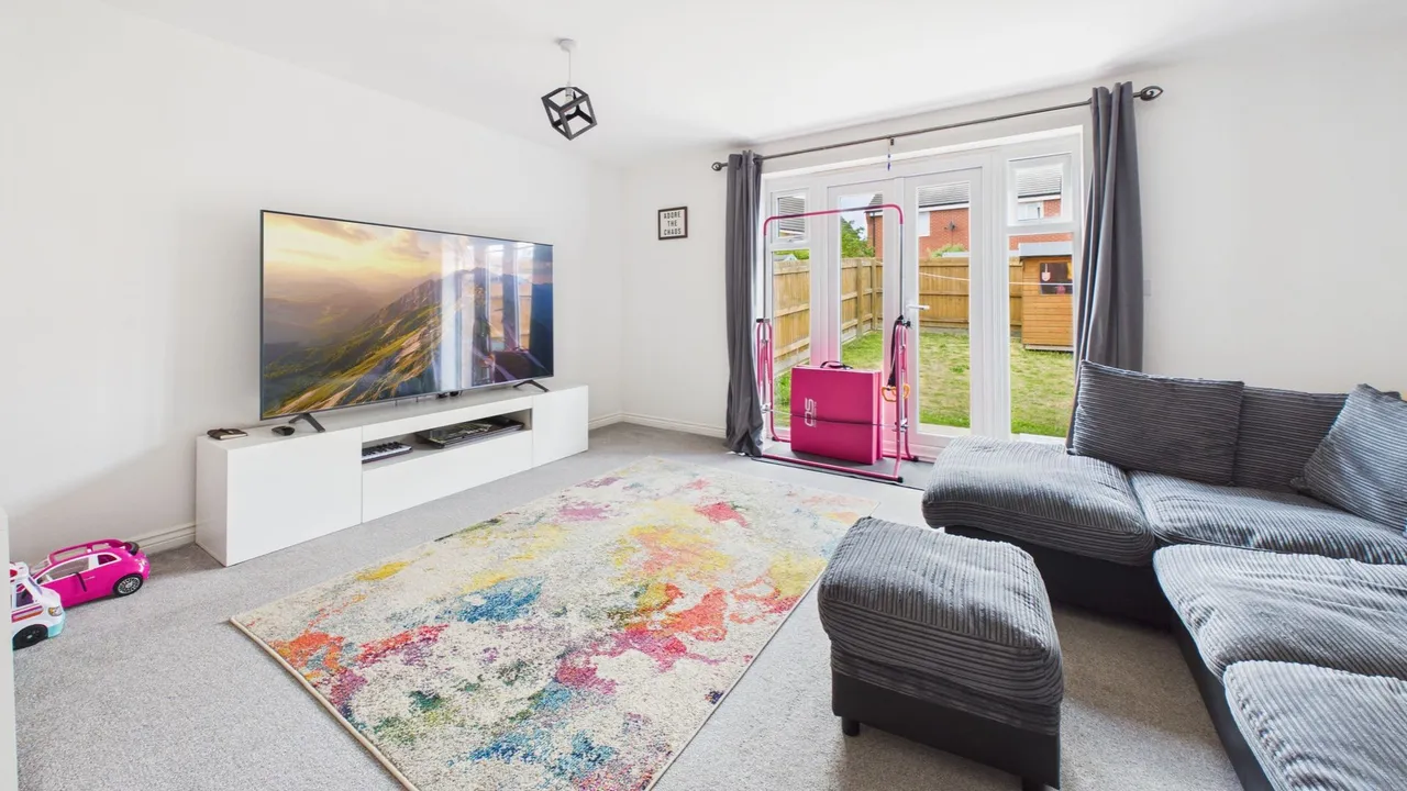 Taunton Road, Bourne, PE10, photo 3