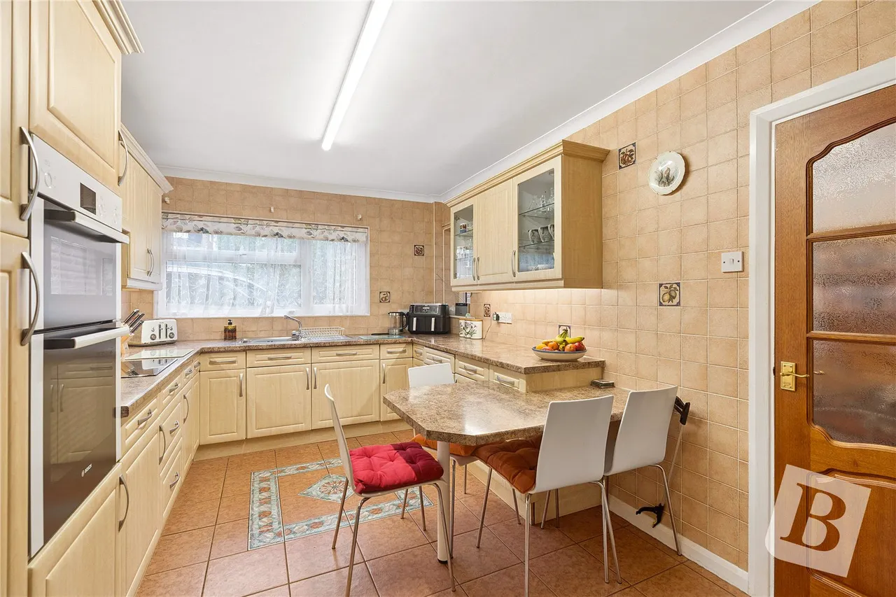 Southend Road, Wickford, SS11, photo 8