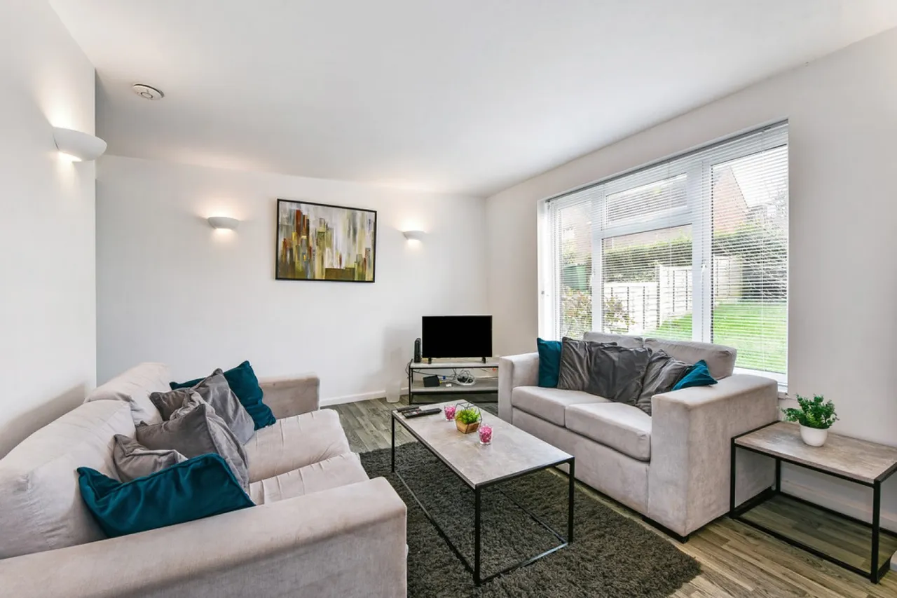 Shepherds Road, Winchester, photo 3