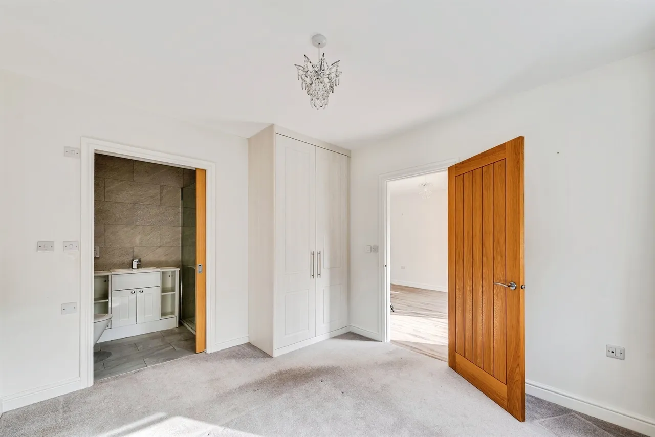 Barnes Road, Swindon, SN3, photo 7