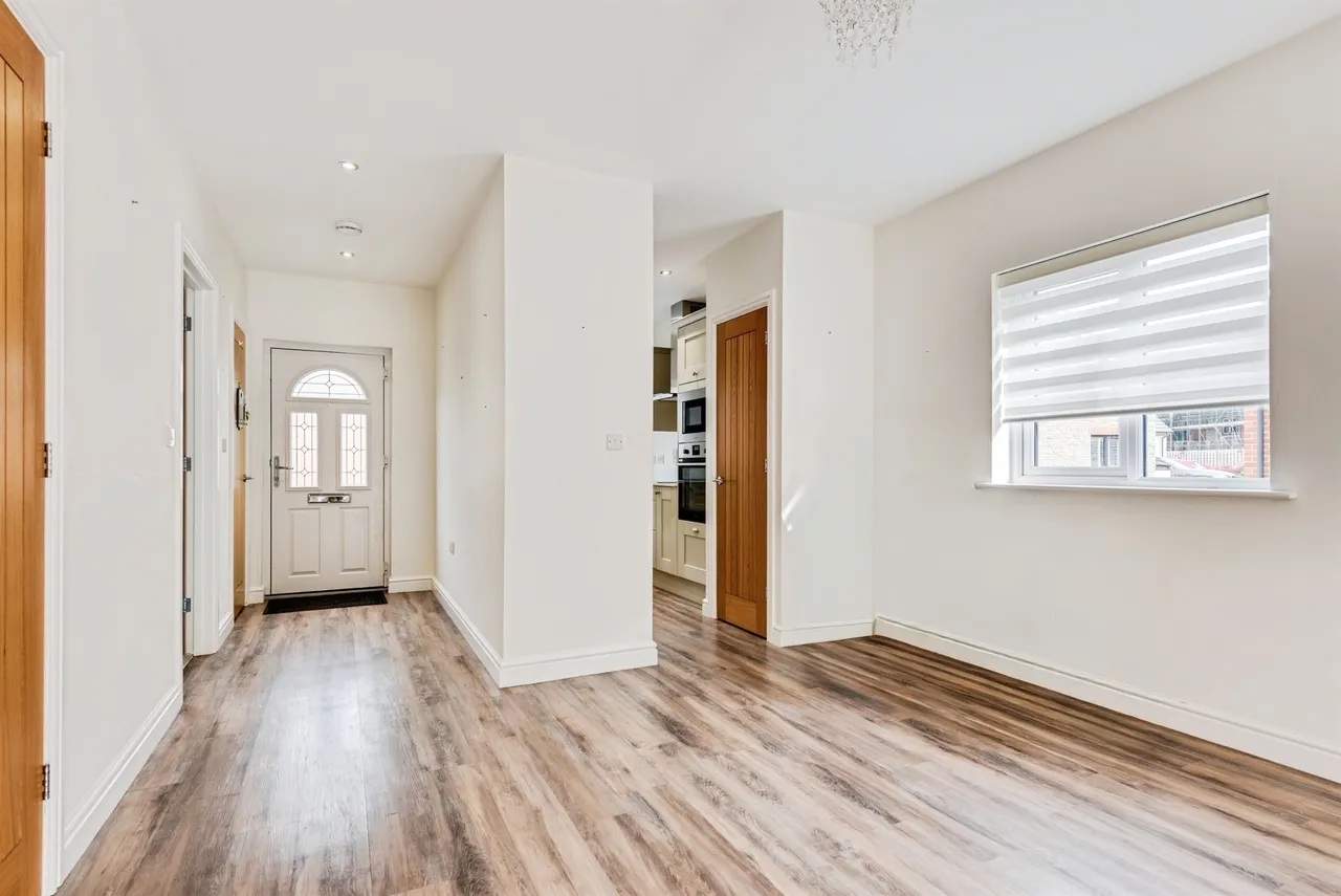 Barnes Road, Swindon, SN3, photo 5