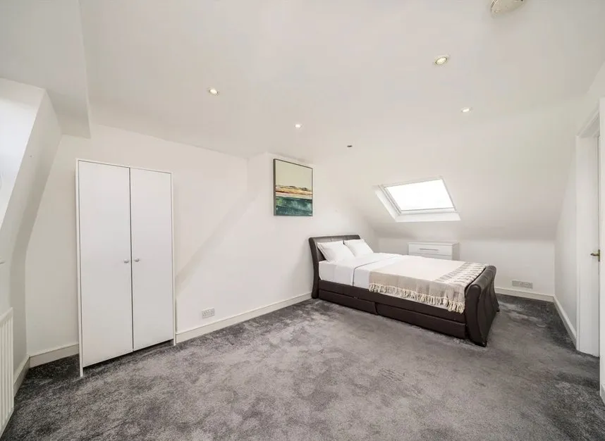 Garfield Road, Clapham Common North Side, SW11, photo 4