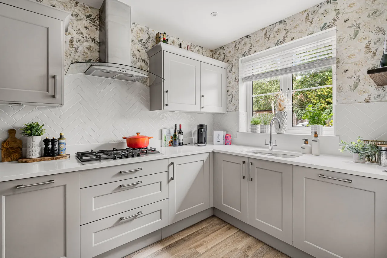 Denton Close, Ash Vale, GU12, photo 4
