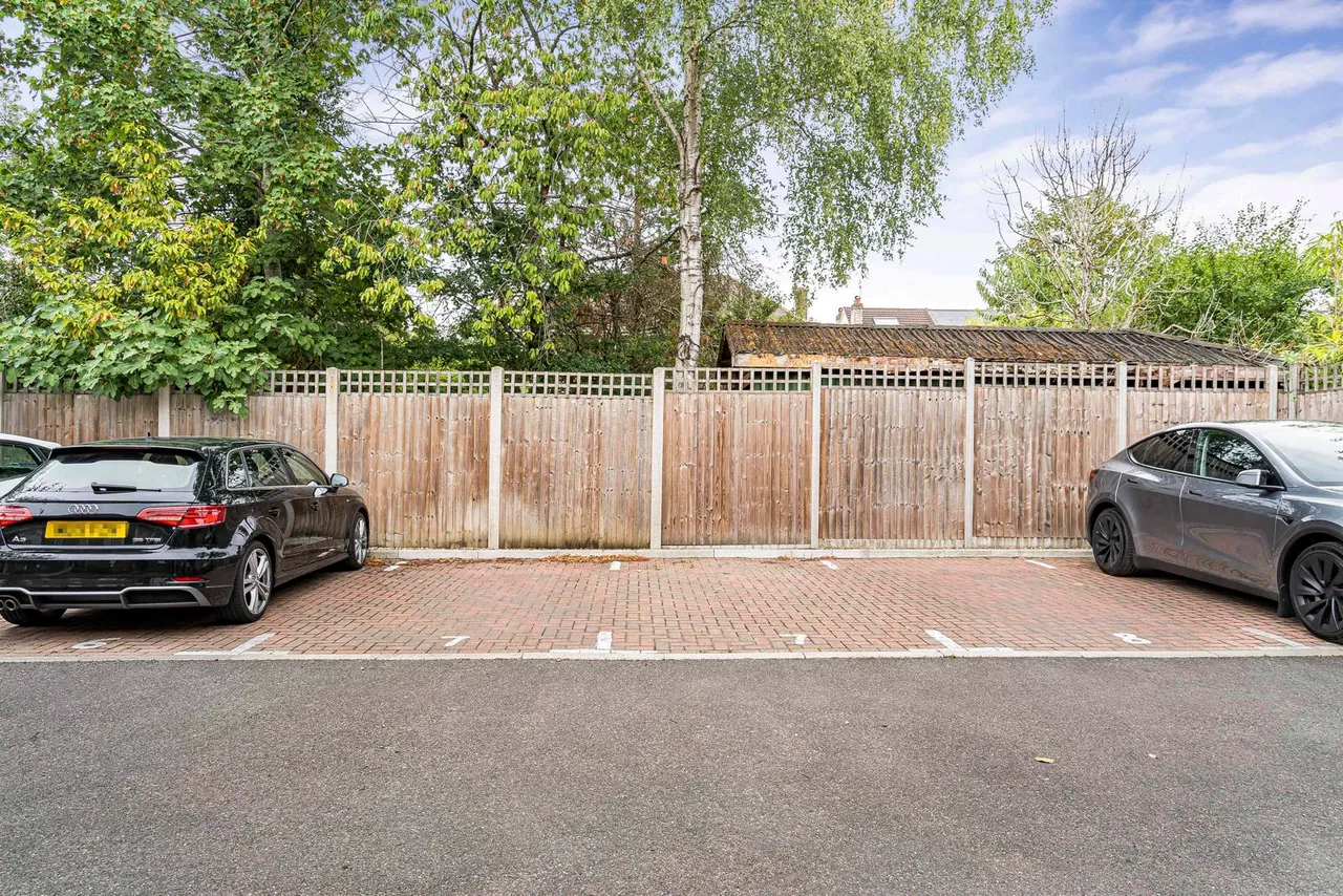 Denton Close, Ash Vale, GU12, photo 25
