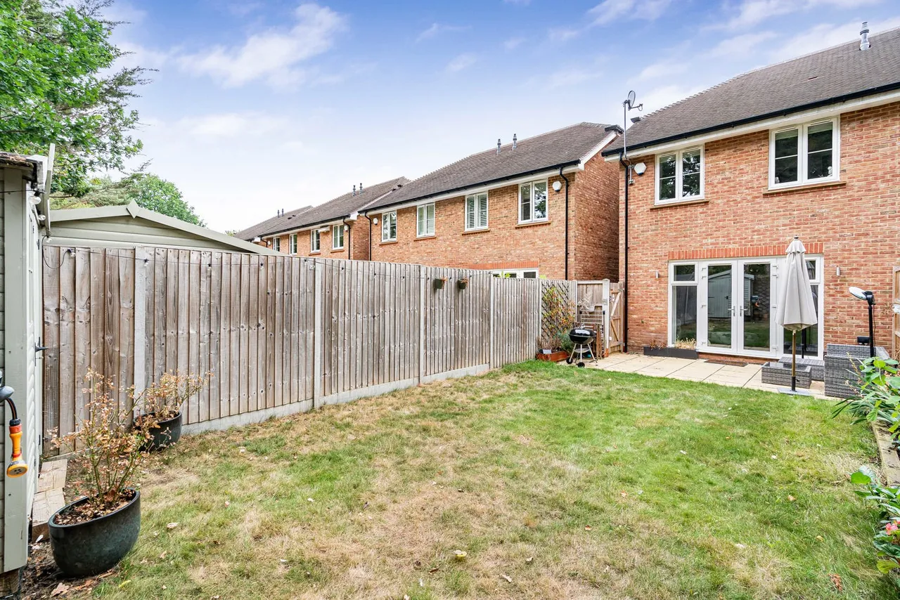 Denton Close, Ash Vale, GU12, photo 11