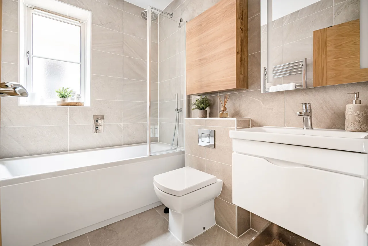 Denton Close, Ash Vale, GU12, photo 9