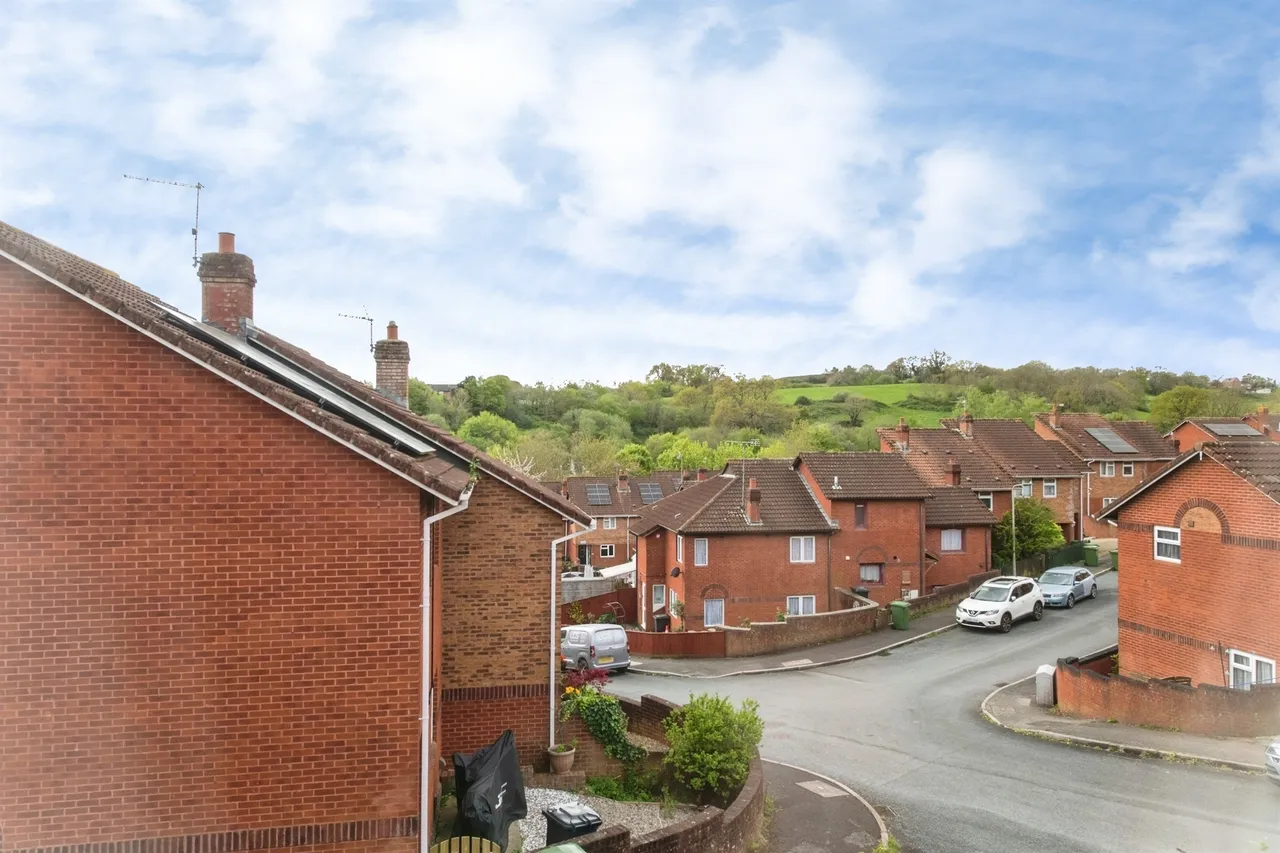 Hexworthy Avenue, Exeter, EX4, photo 9