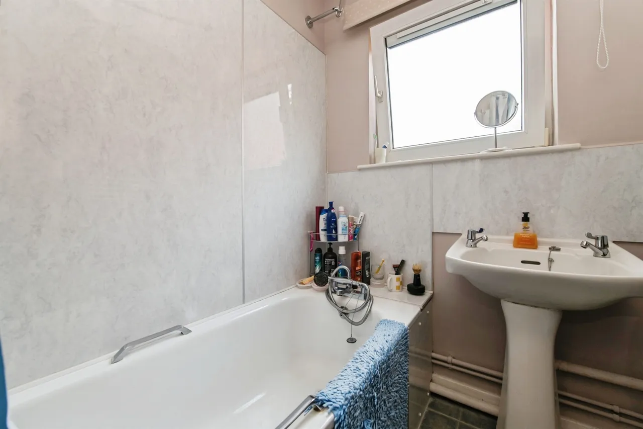 Hexworthy Avenue, Exeter, EX4, photo 10