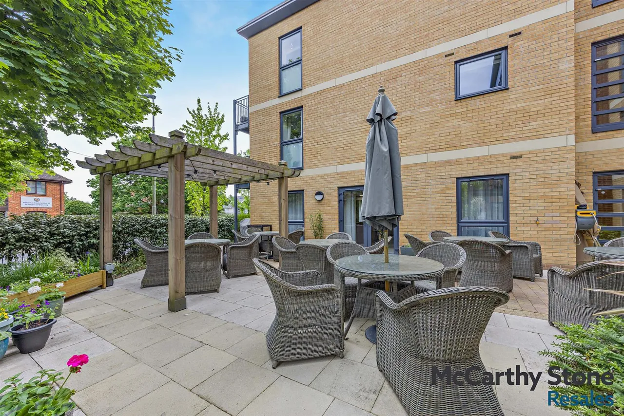 The Moors, Thatcham, RG19, photo 30