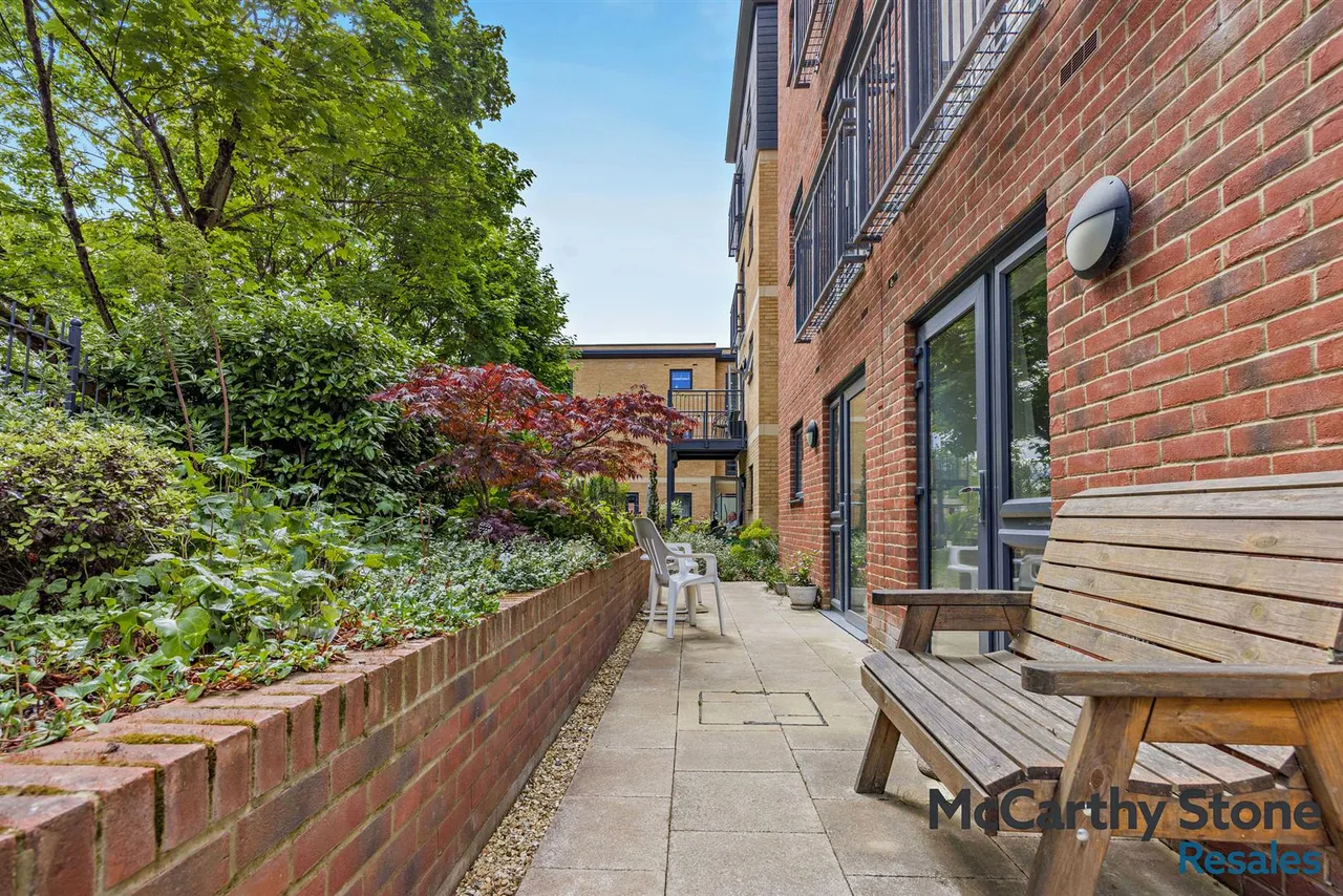 The Moors, Thatcham, RG19, photo 9