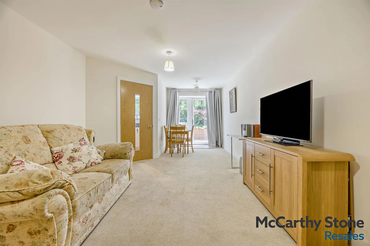 The Moors, Thatcham, RG19, photo 2