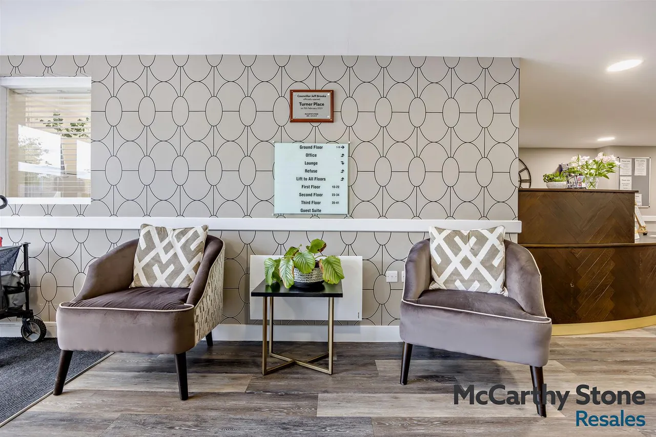 The Moors, Thatcham, RG19, photo 24