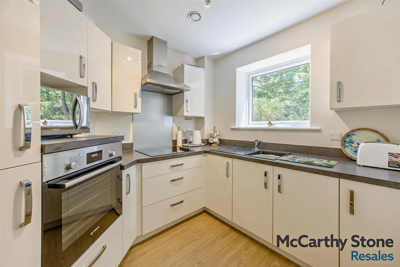 The Moors, Thatcham, RG19, photo 5
