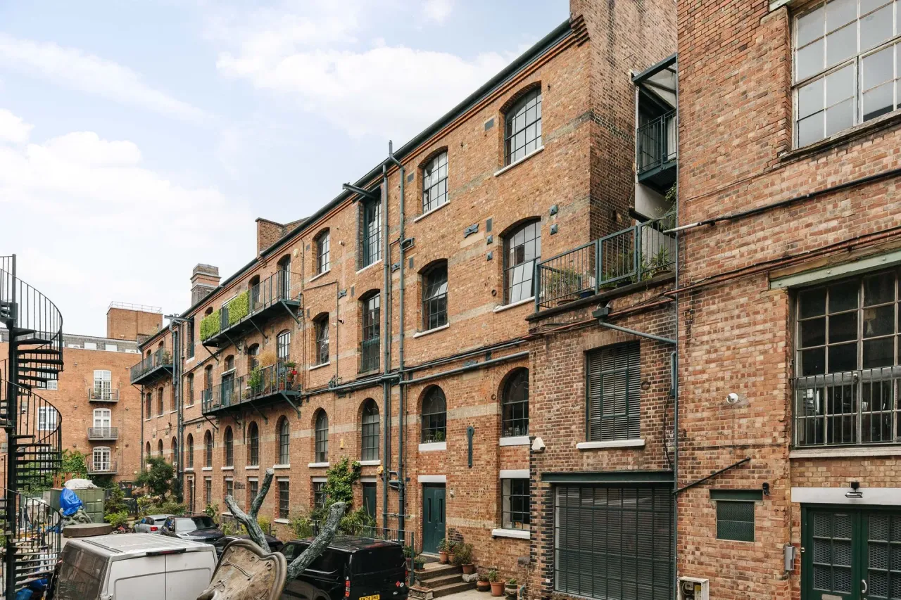 2 Fawe Street, London, E14, photo 2