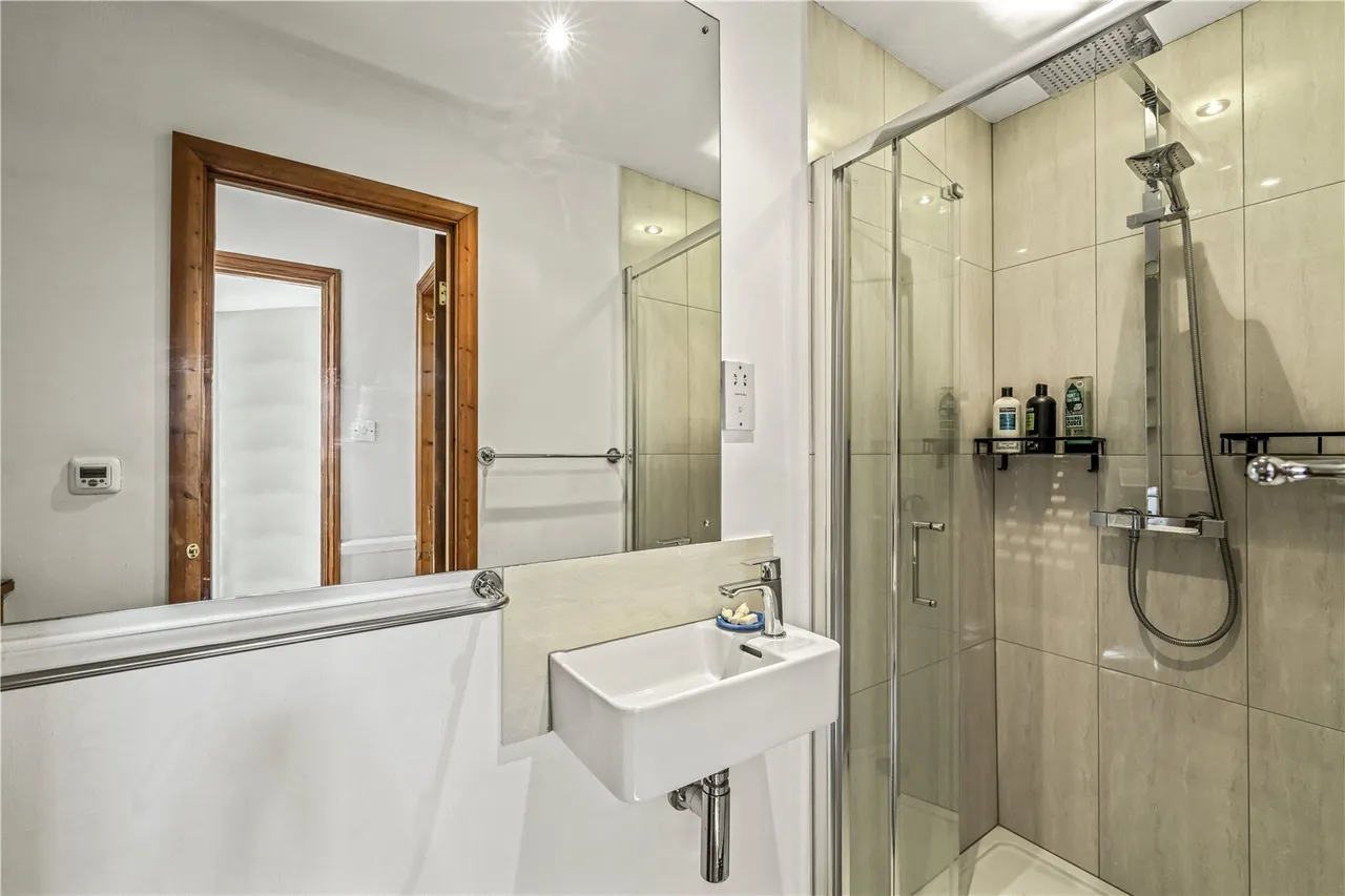 Amyand Park Road, St Margarets, TW1, photo 20