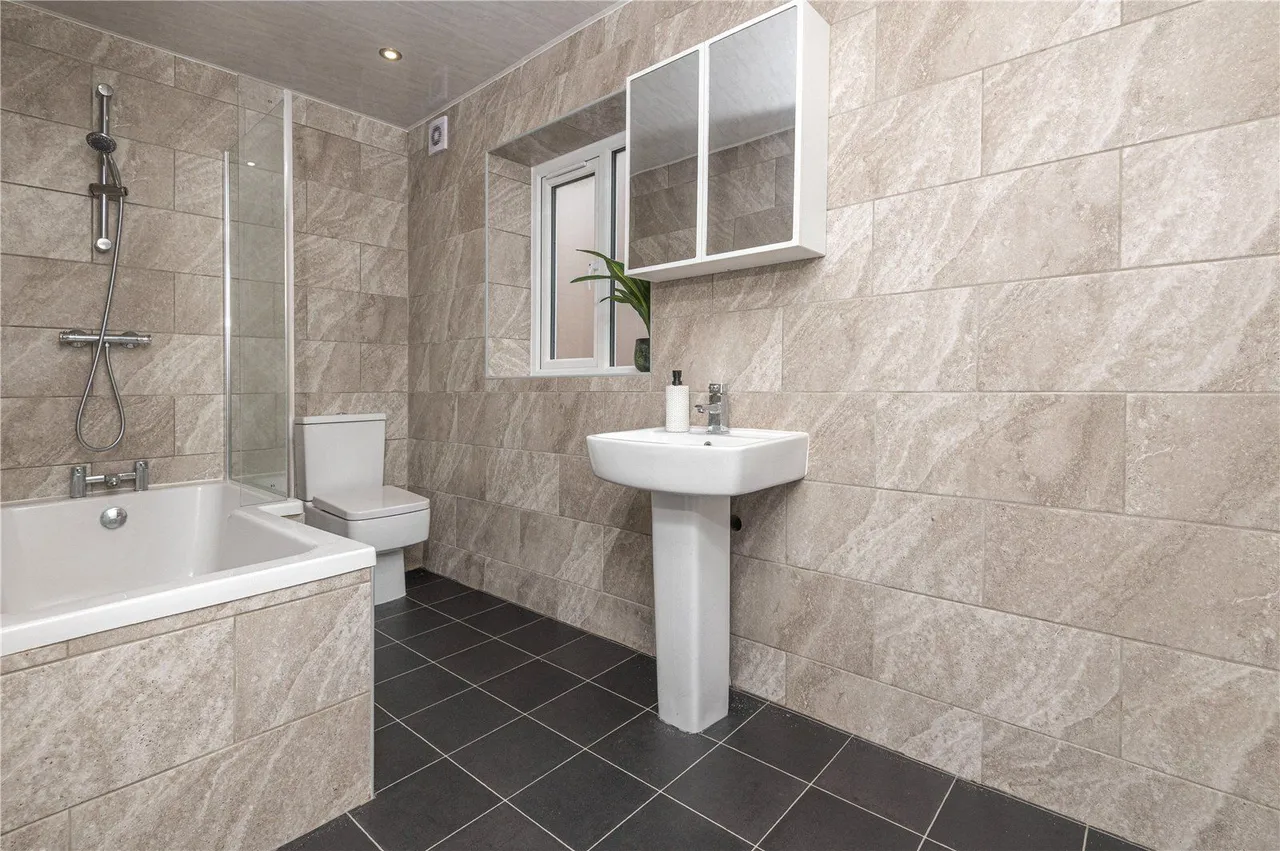 Sandon View, Leeds, LS10, photo 7