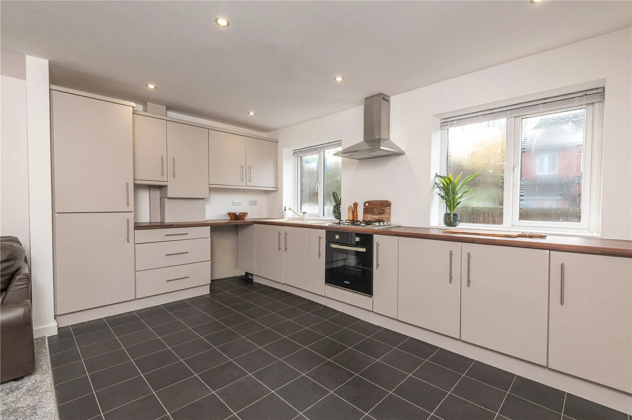 Sandon View, Leeds, LS10, photo 3