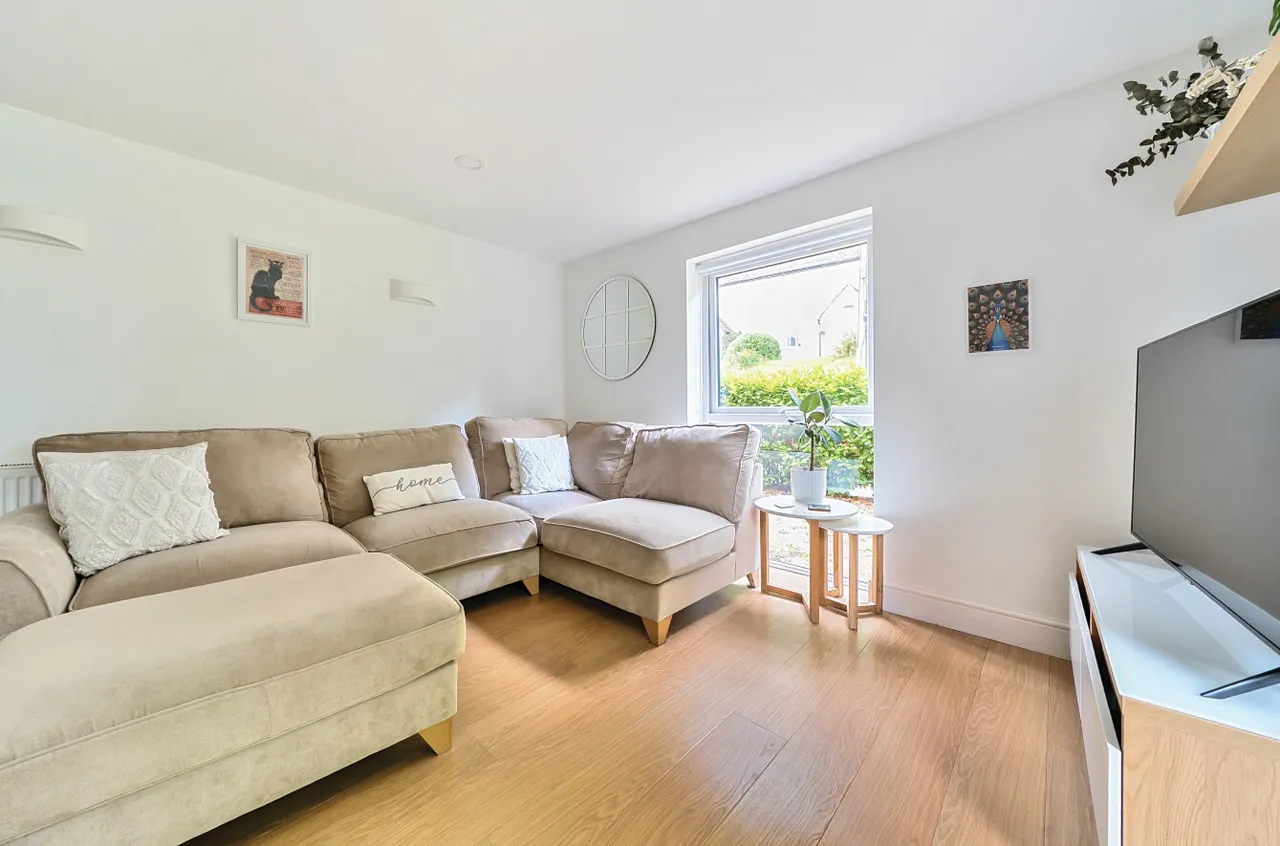Catteshall Lane, Godalming, GU7, photo 8