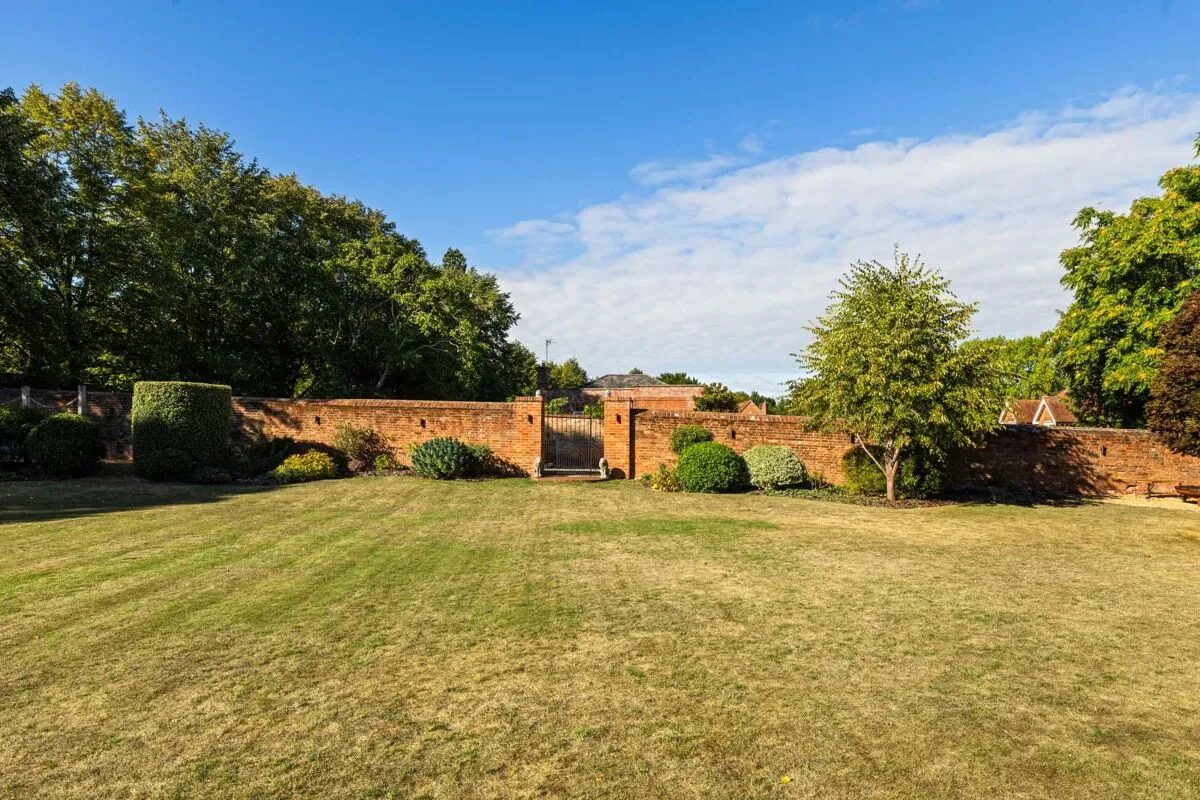 The Bury, Odiham, RG29, photo 35