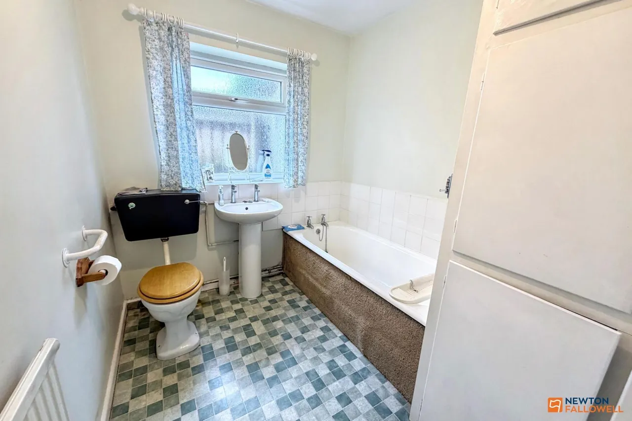 Gunthorpe Road, Gunthorpe, PE4, photo 9