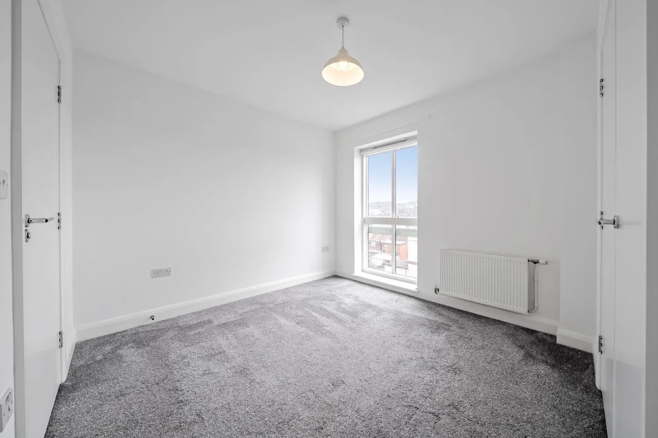 Bournemouth Road, SE15, photo 9