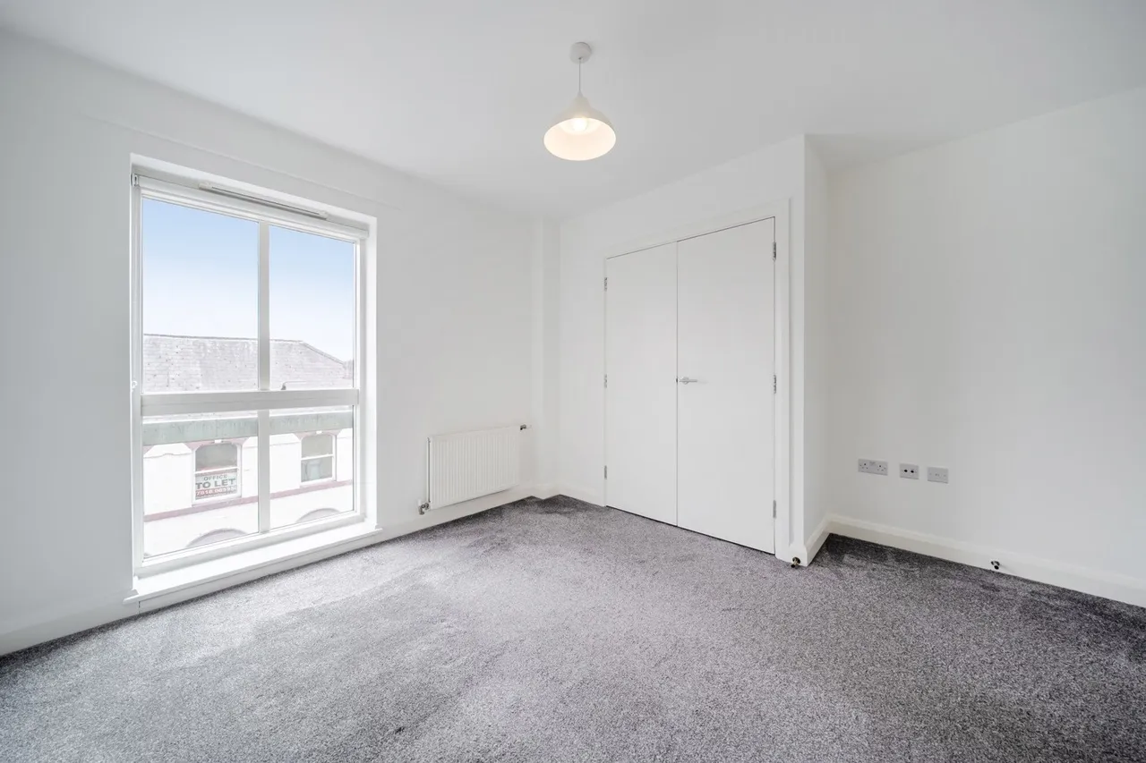 Bournemouth Road, SE15, photo 10