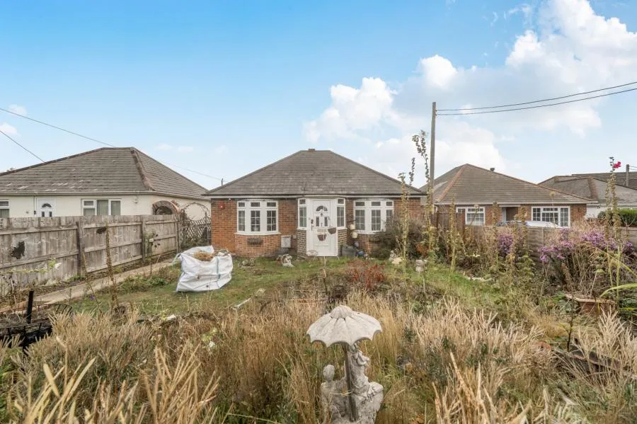 2 bed house for sale, Elmhurst Road, Thatcham, RG18