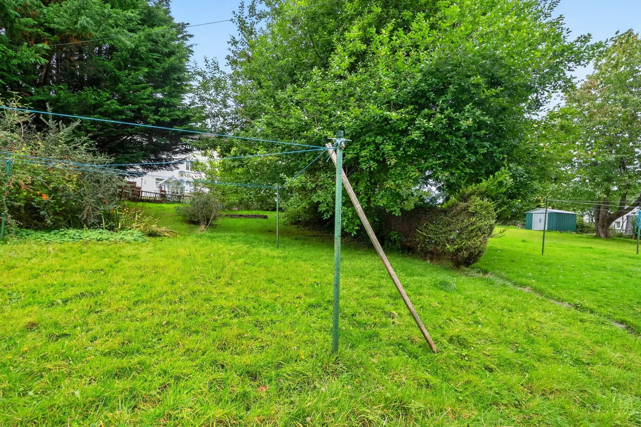 Robslee Road, Thornliebank, G46, photo 14