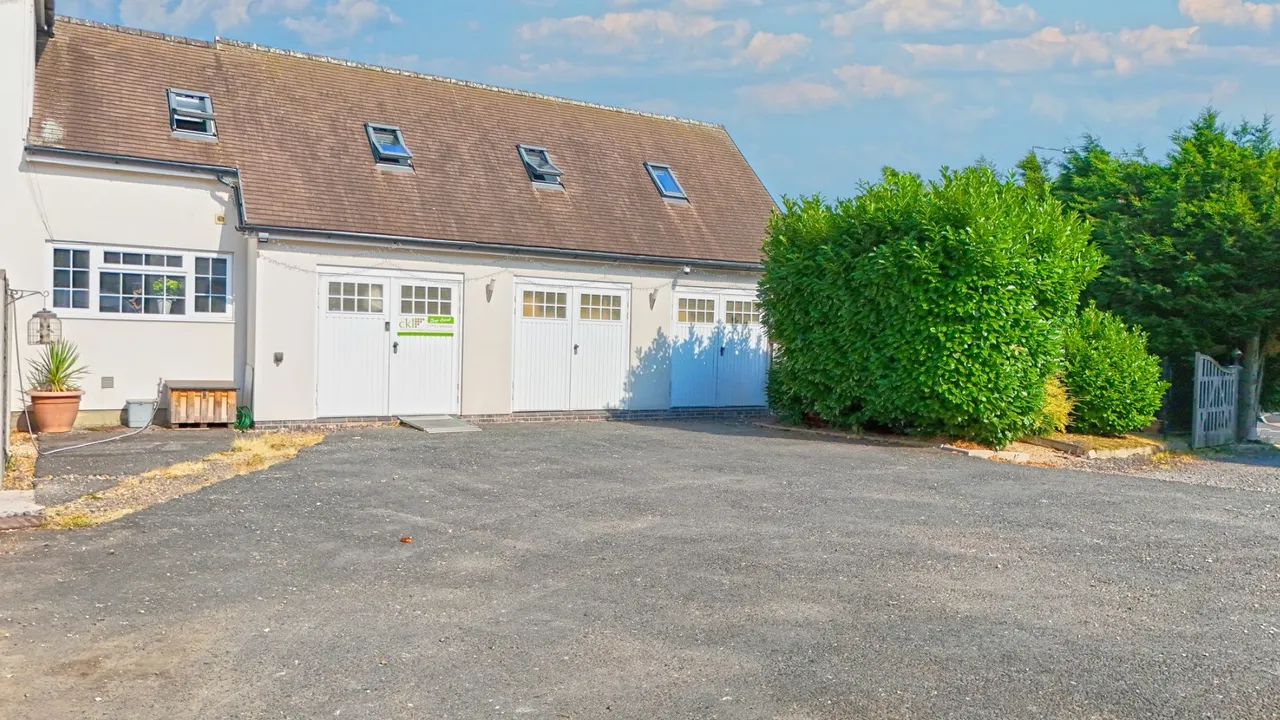 Mill House, Hadley Park East, Hadley TF1 6QJ, photo 37