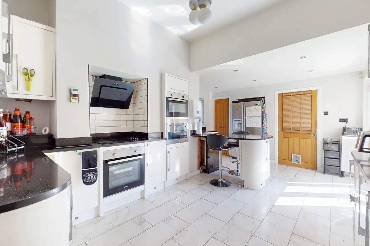 Mill House, Hadley Park East, Hadley TF1 6QJ, photo 5