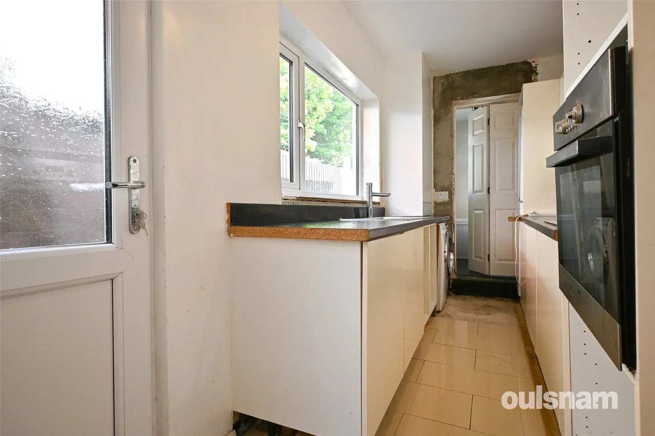 Church Road, Smethwick, West Midlands, B67 6HA, photo 9