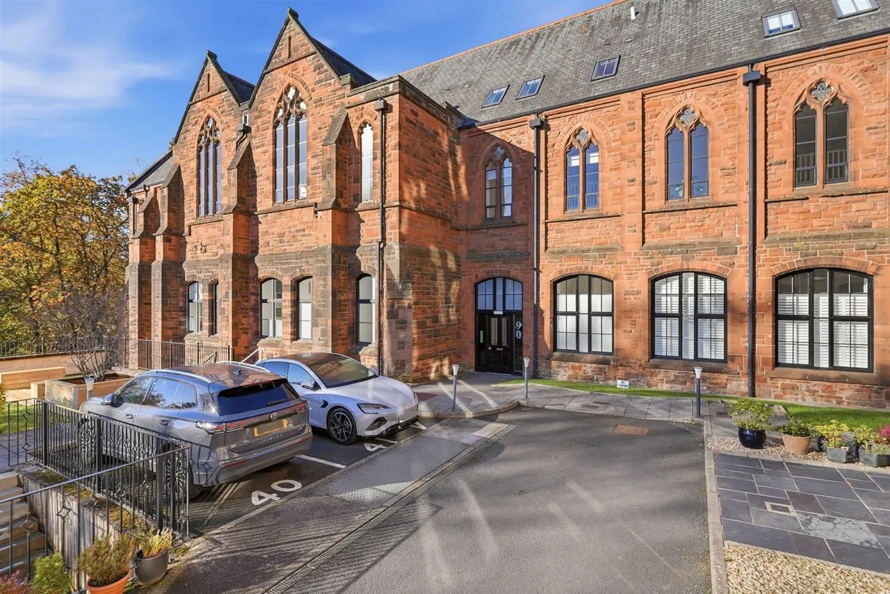 2 bed flat for sale, Victoria Crescent Road, Dowanhill, G12