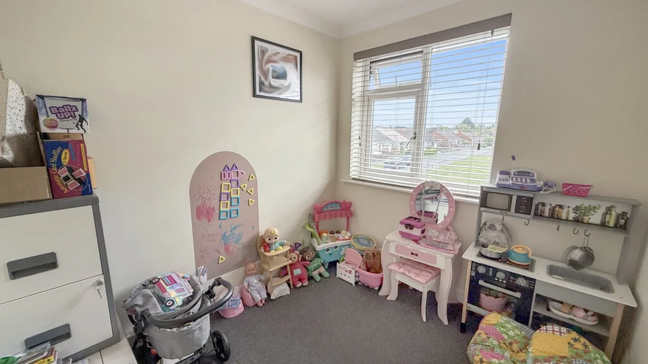 Chichester Park, Westbury, BA13, photo 8
