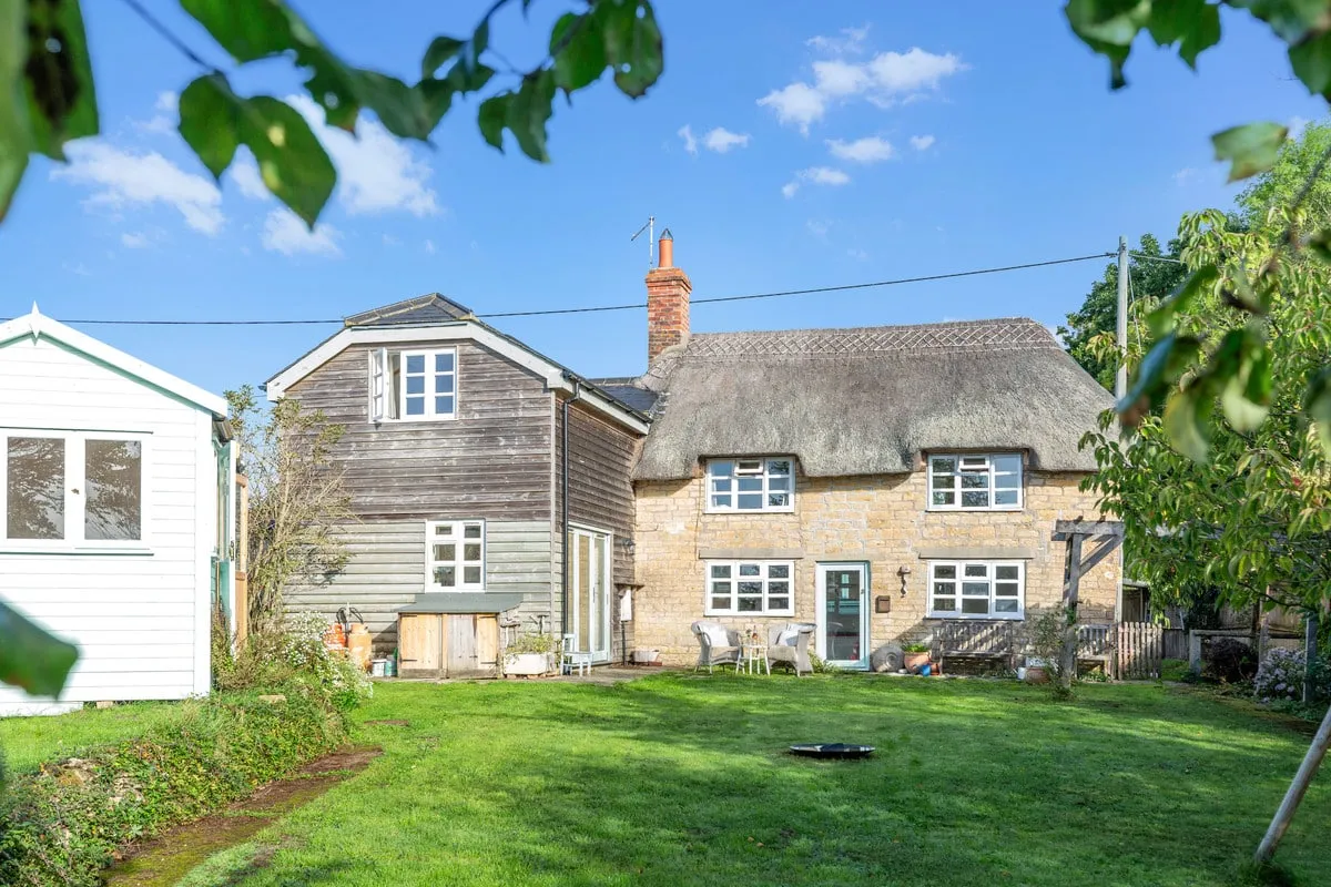 4 bed house for sale, Woodville, Stour Provost, SP8