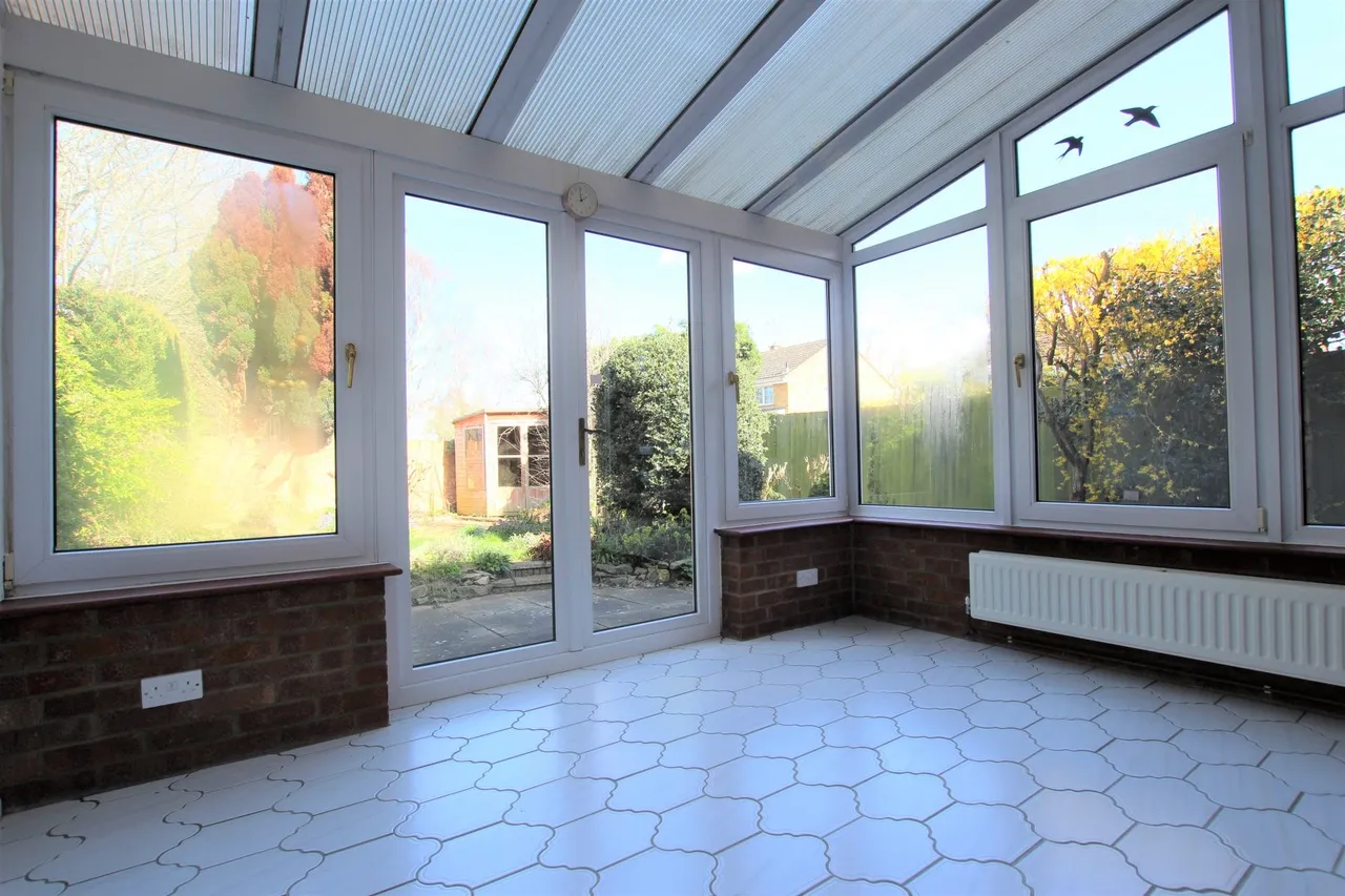 Milton Drive, Newport Pagnell, Newport Pagnell, MK16 9BS, photo 17