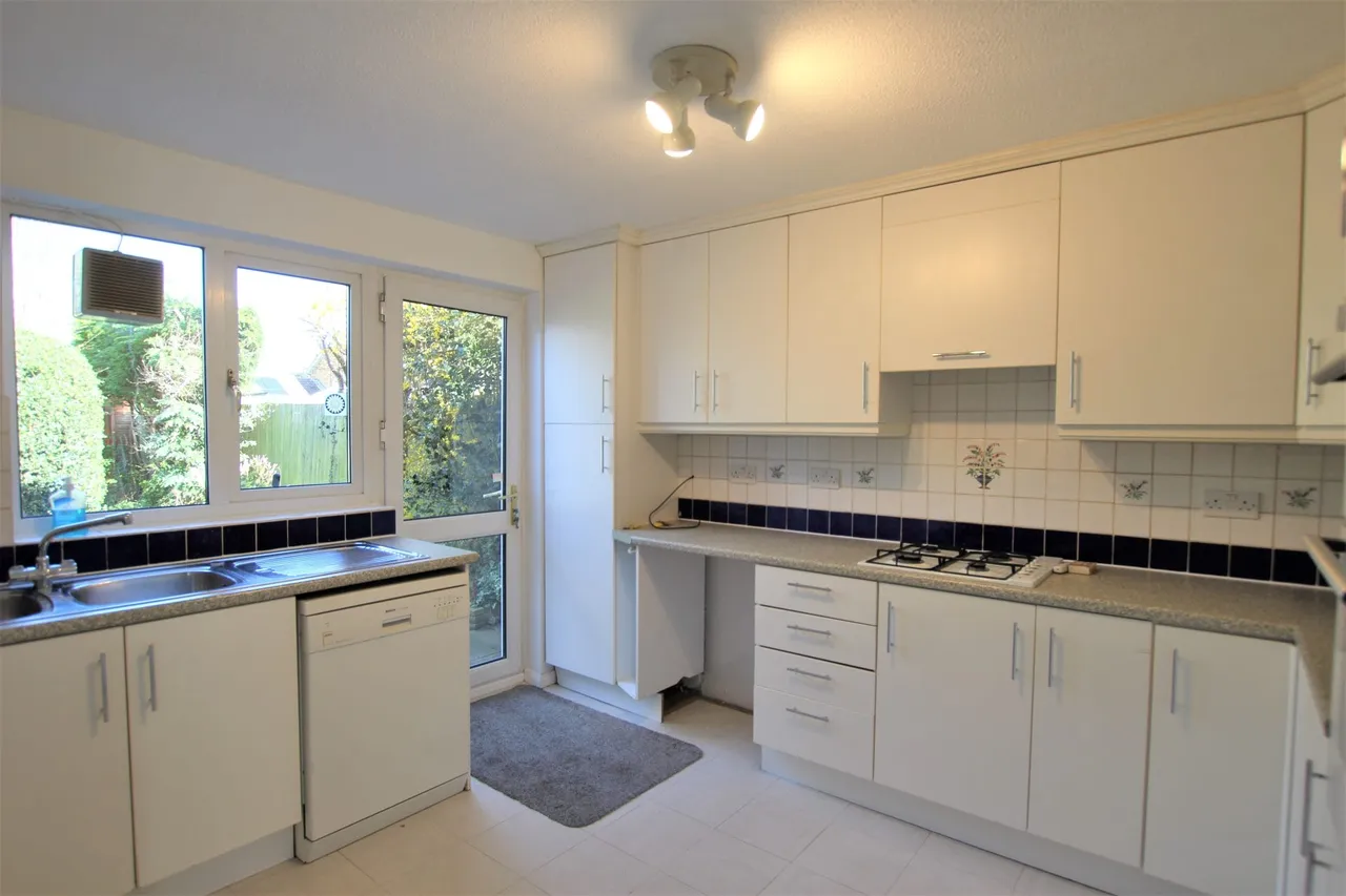 Milton Drive, Newport Pagnell, Newport Pagnell, MK16 9BS, photo 8