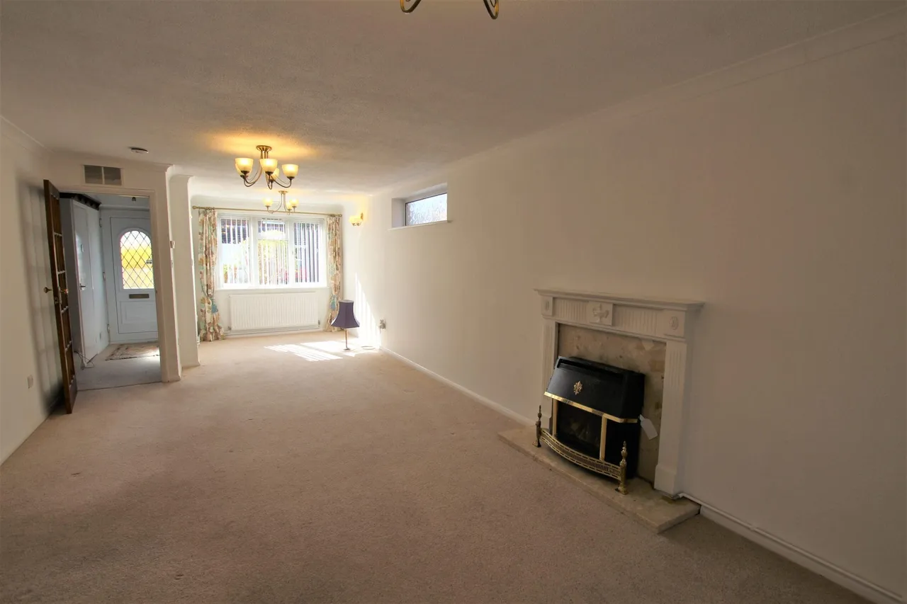 Milton Drive, Newport Pagnell, Newport Pagnell, MK16 9BS, photo 15