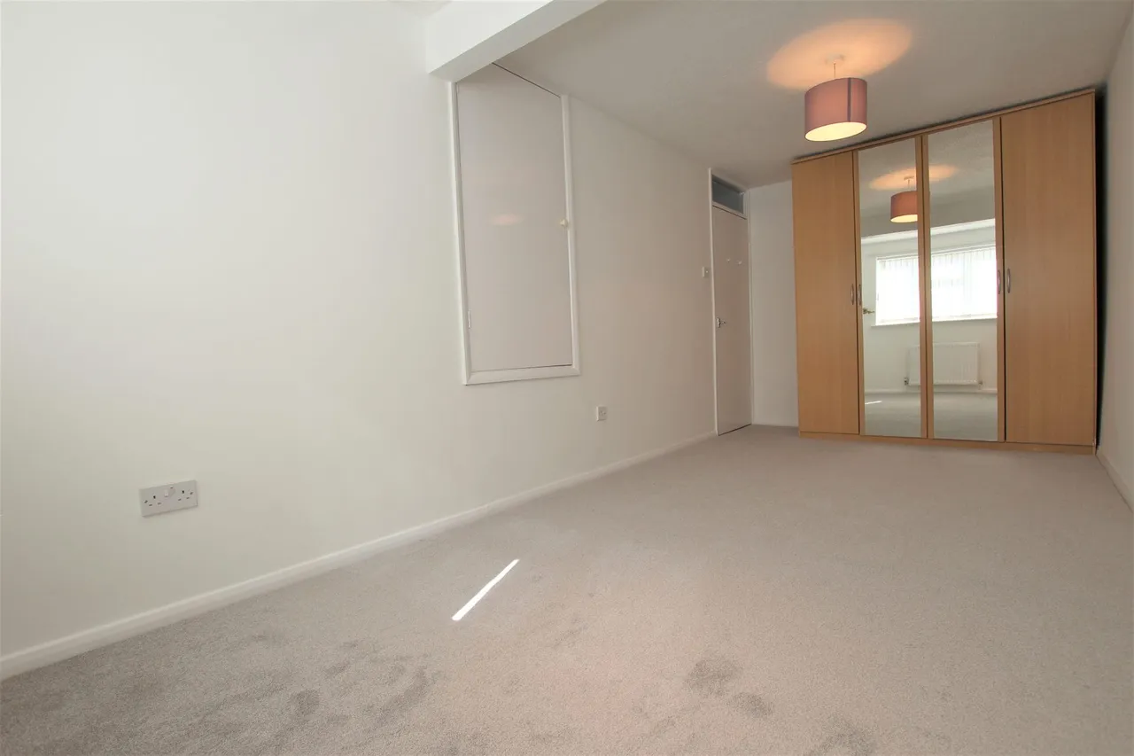 Milton Drive, Newport Pagnell, Newport Pagnell, MK16 9BS, photo 9