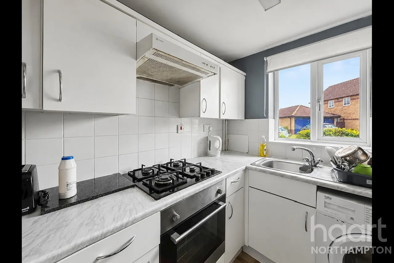 Rochelle Way, Northampton, NN5, photo 2