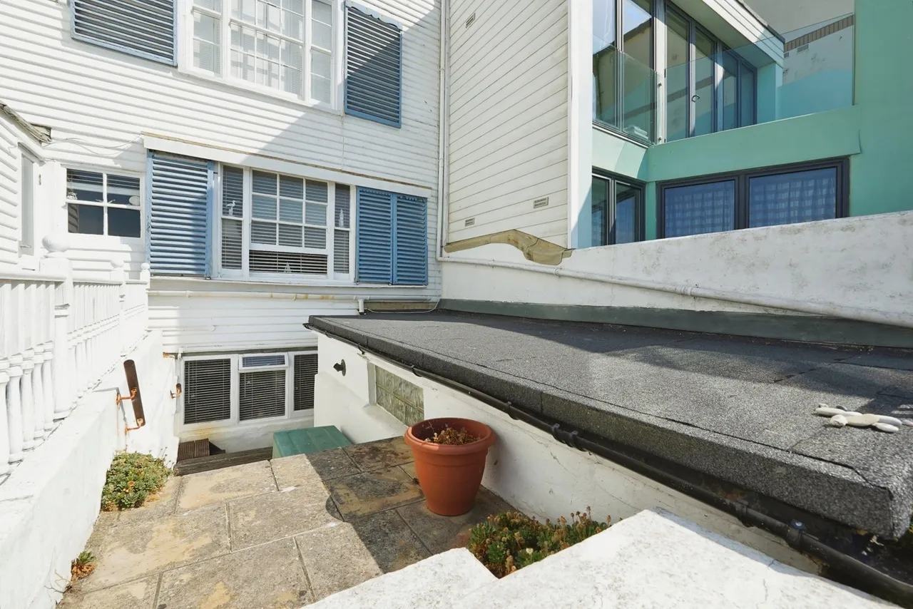 Sandgate High Street, Sandgate, Folkestone, Kent, CT20, photo 16